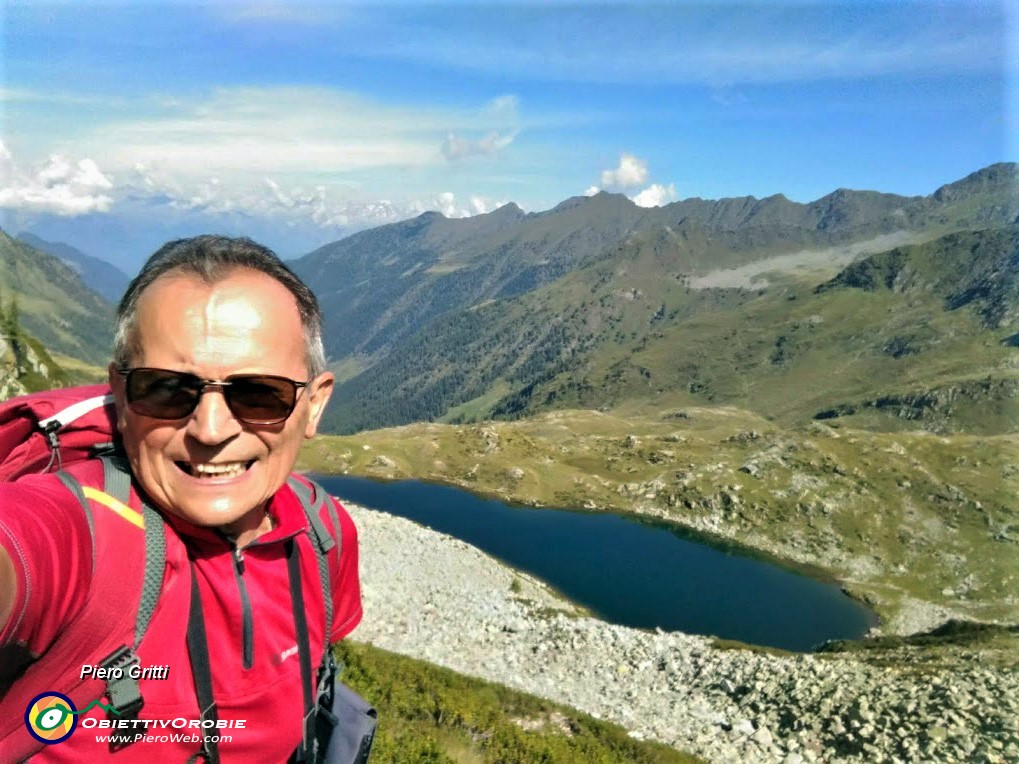 32 Dal sent. 201 vista verso il Lago di Porcile di Sopra e la Valle Lunga.jpg